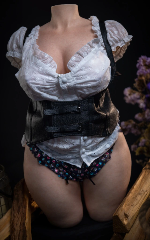 Torso Olivia de LoveNestle Torso Olivia de LoveNestle
