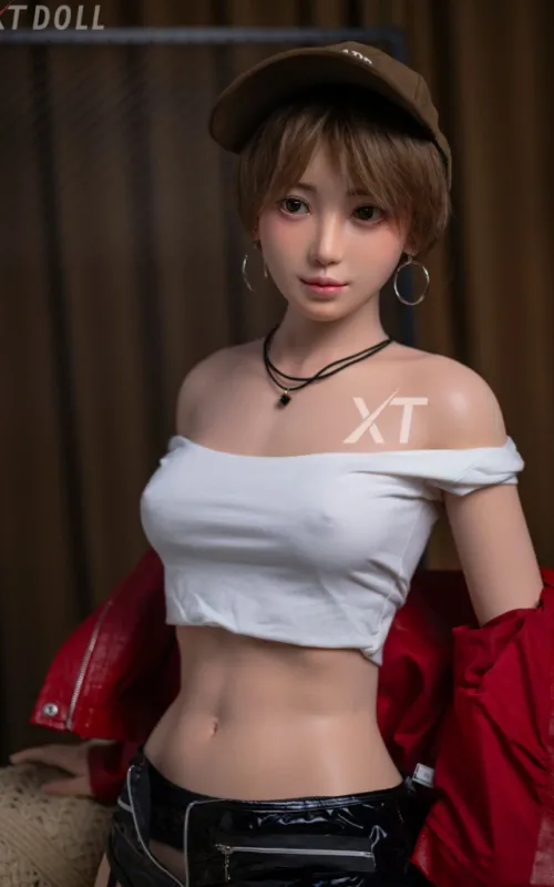 Akiko Grace