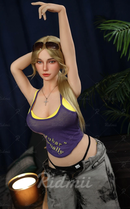 Nyx, una joven rebelde pero apasionada Nyx, una joven rebelde pero apasionada