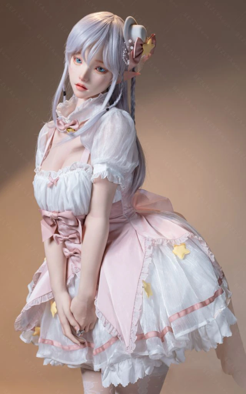 Calla, uma elfa amante do estilo lolita Calla, uma elfa amante do estilo lolita