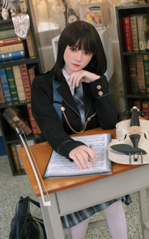 Sayaka, a tímida estudante de arte Sayaka, a tímida estudante de arte