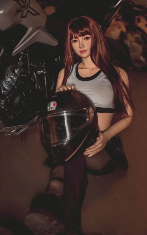 Hallie motard