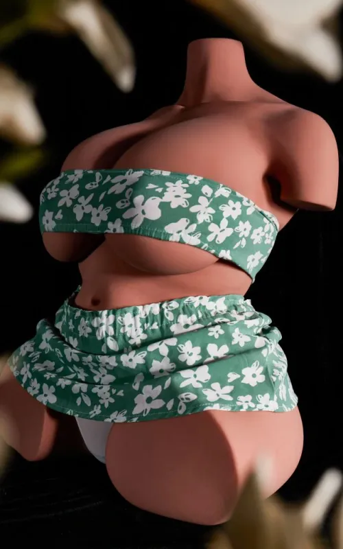 Torso Ava