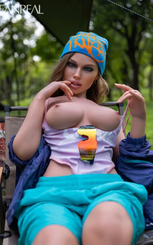Kaley de campamento