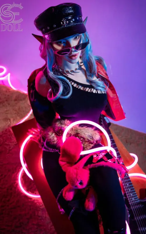 Evalora