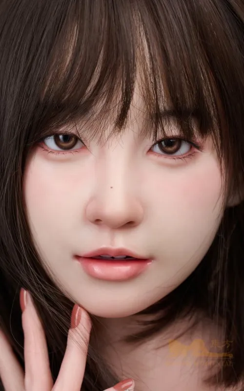Yui caseira