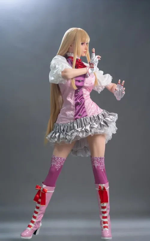 Lili, Emelie de Rochefort