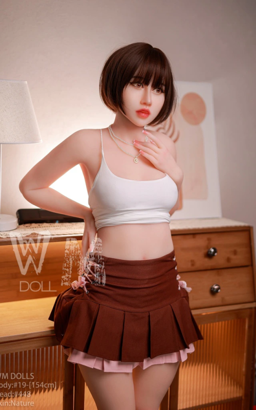 Akiko, una chica sexy y atrevida