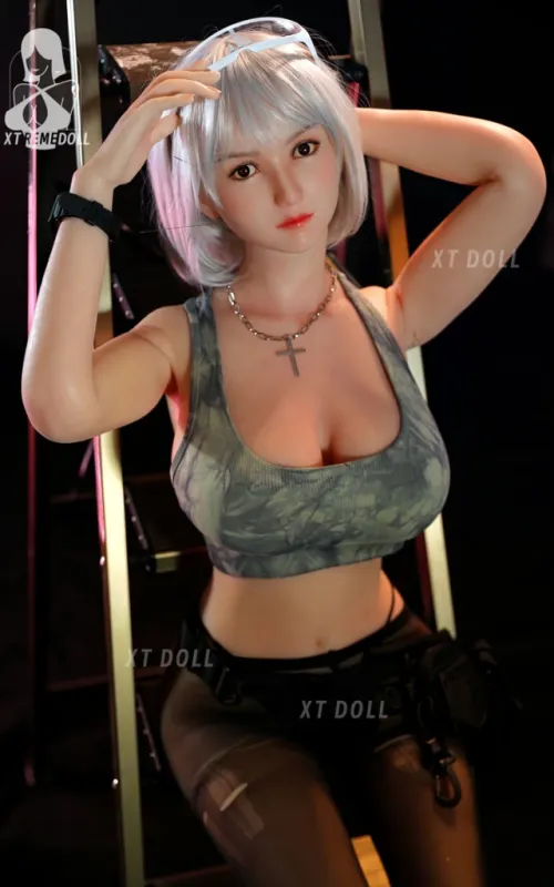 Lola Watson