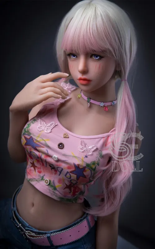 Mika D.