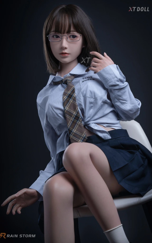Asumi, a estudante aplicada