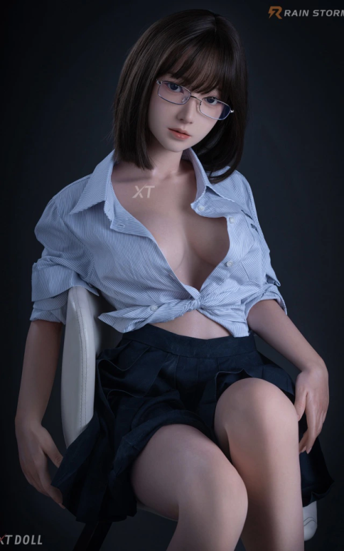 Asumi, a estudante aplicada