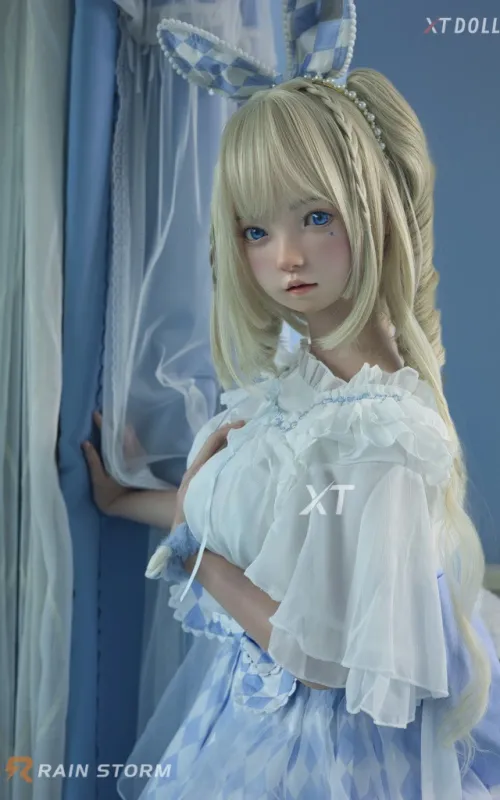Emi Sweet
