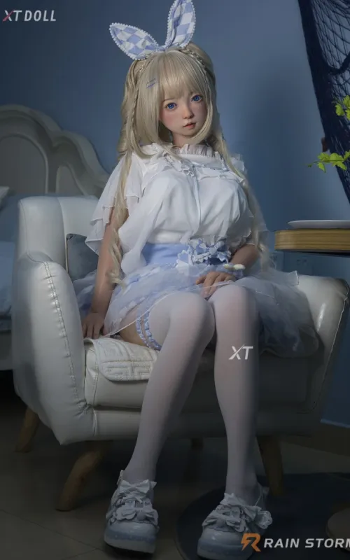 Emi Sweet