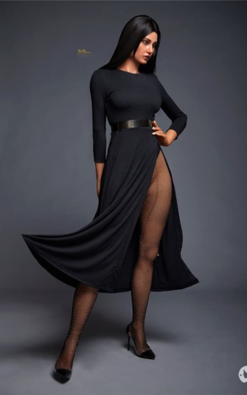 Stella, tu AMA Dominatrix