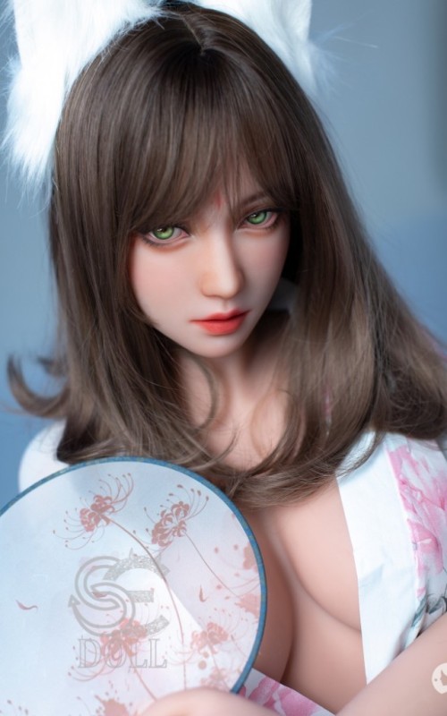 Kazuki, tu dulce y sensual chica oriental