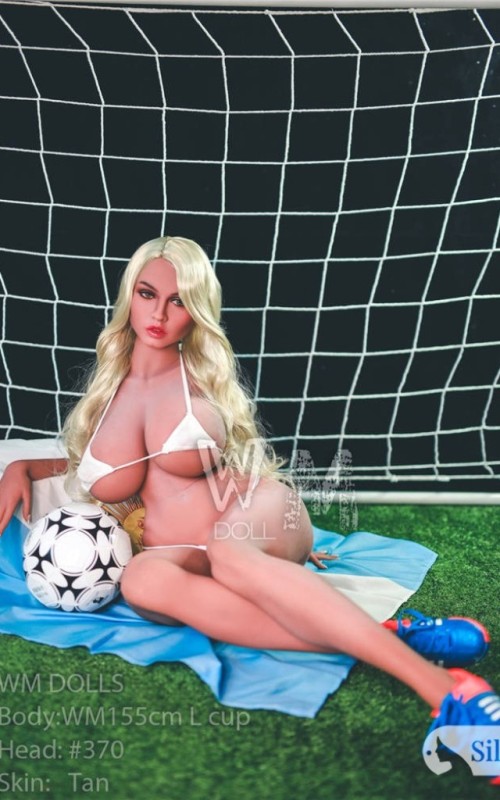 Serena, uma garota com curvas generosas