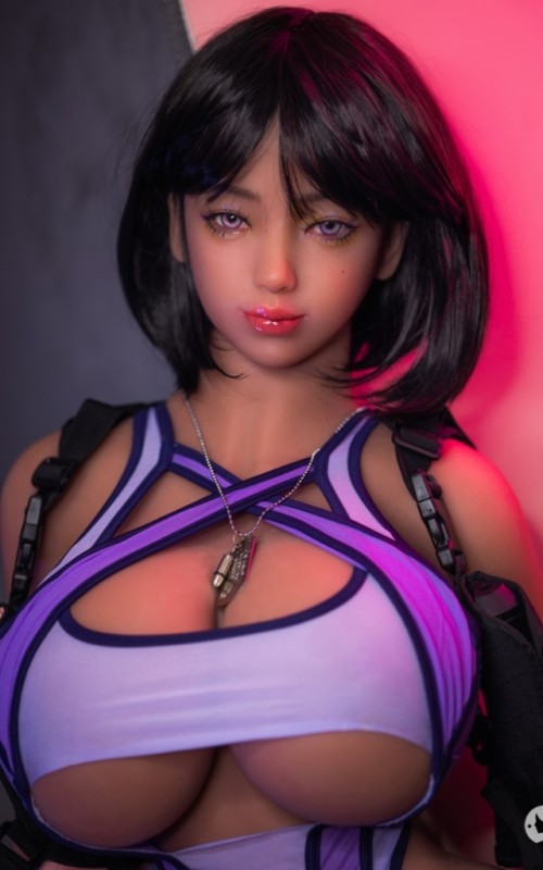 Joy, una chica gamer dispuesta a todo
