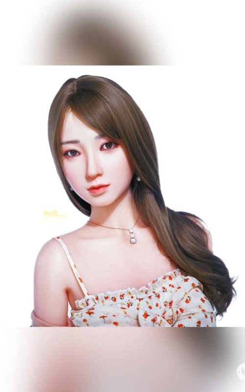 Hiroki, una jovencita Japonesa muy ardiente