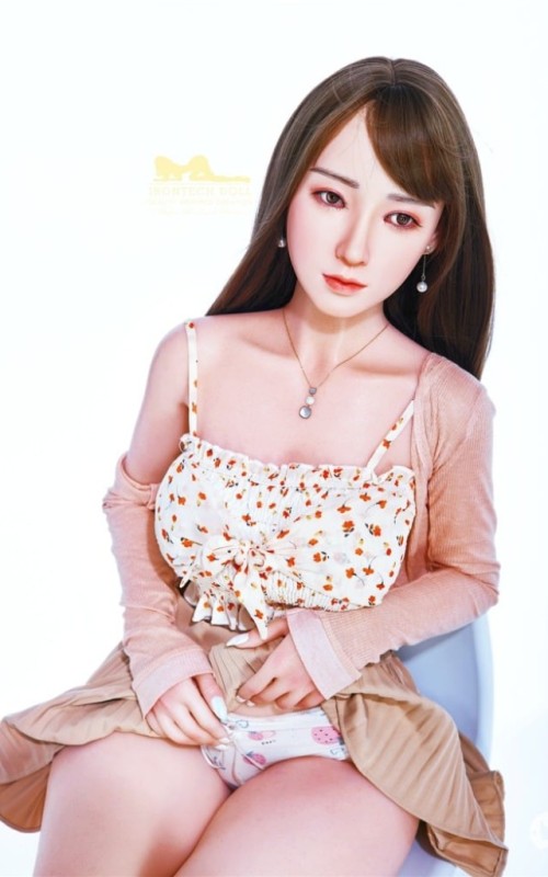 Hiroki, una jovencita Japonesa muy ardiente