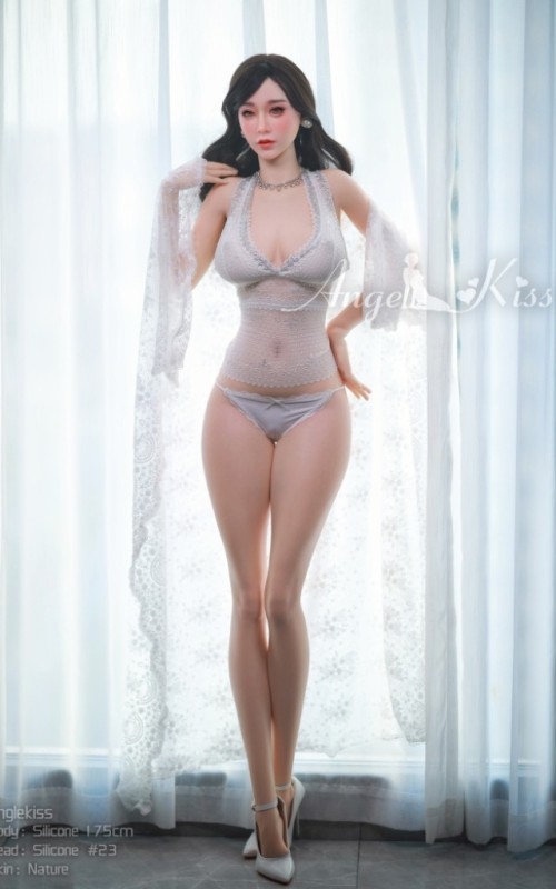 Alina, una asiática muy TOP