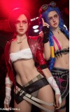Vi