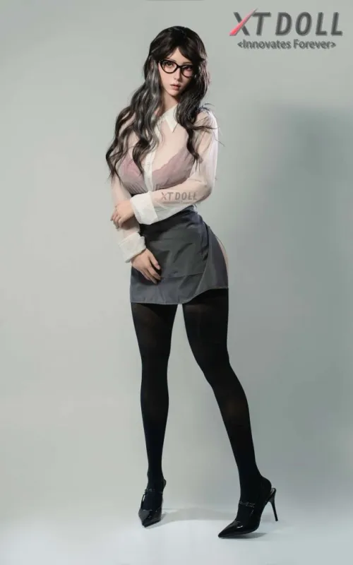 Lucy Storm