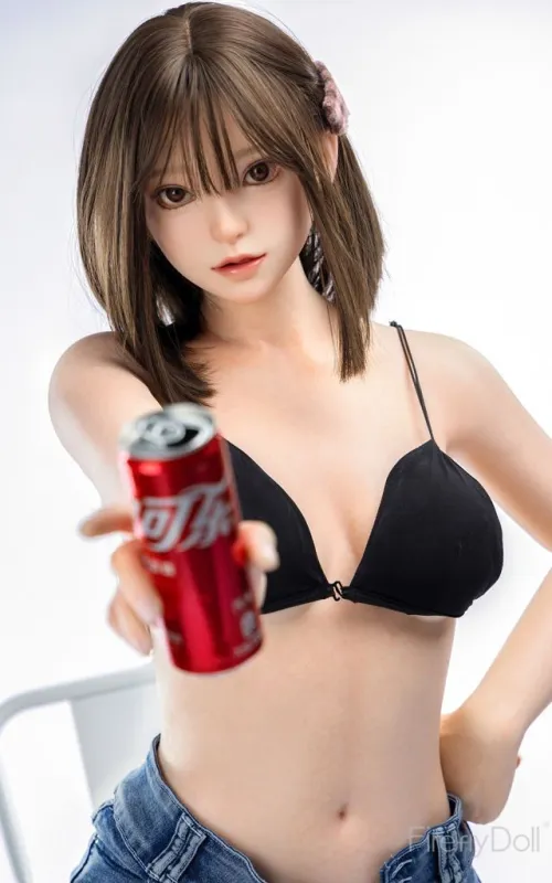 Nanako traje de baño