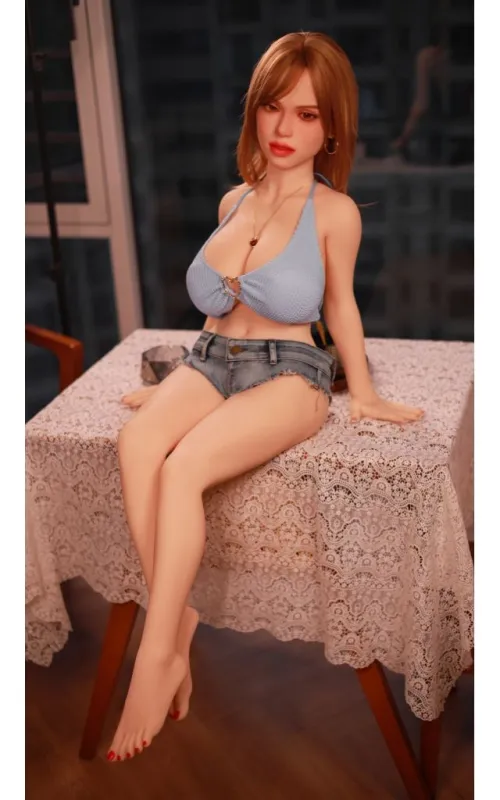Mini Yui provocadora