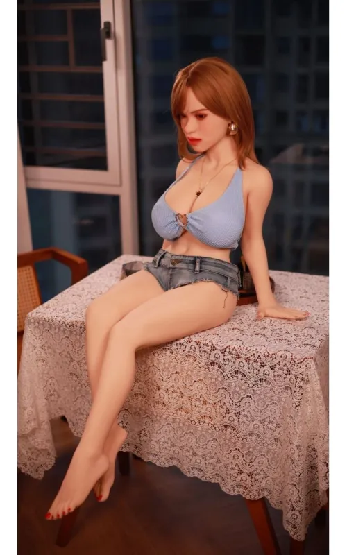 Mini Yui provocadora