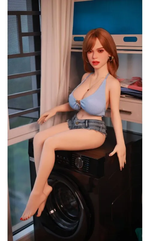 Mini Yui provocadora