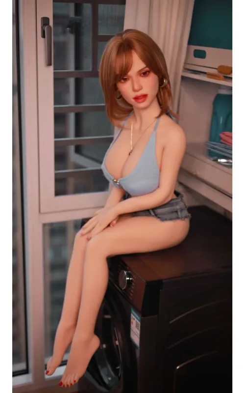 Mini Yui provocadora
