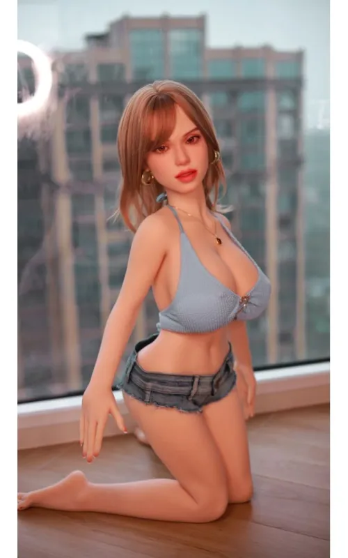 Mini Yui provocadora