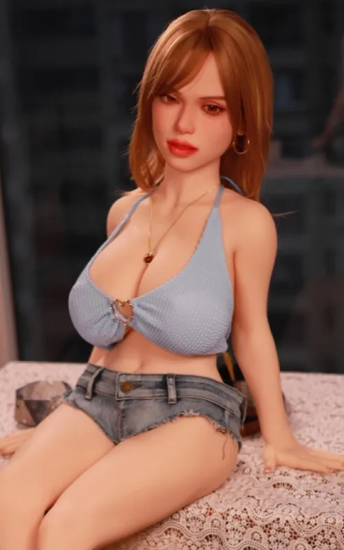 Mini Yui provocadora