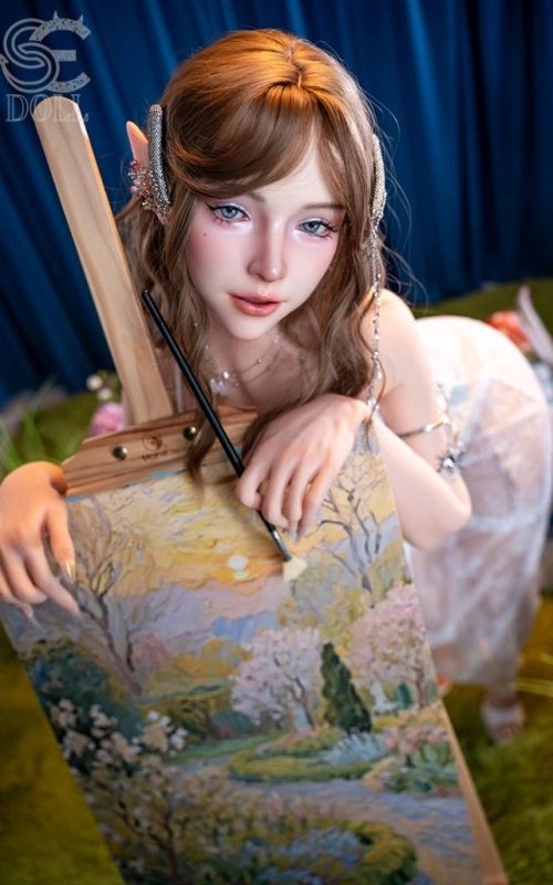Aenika, la elfa artista • SiliconGirls