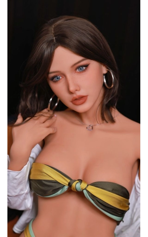Annelie, una chica con ganas de amor • SiliconGirls