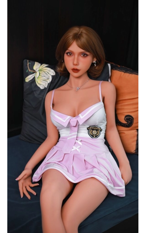 Ellara, inocente y leal • SiliconGirls