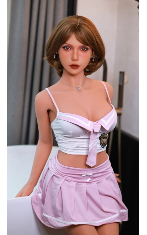 Ellara, inocente y leal • SiliconGirls