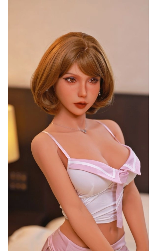 Ellara, inocente y leal • SiliconGirls