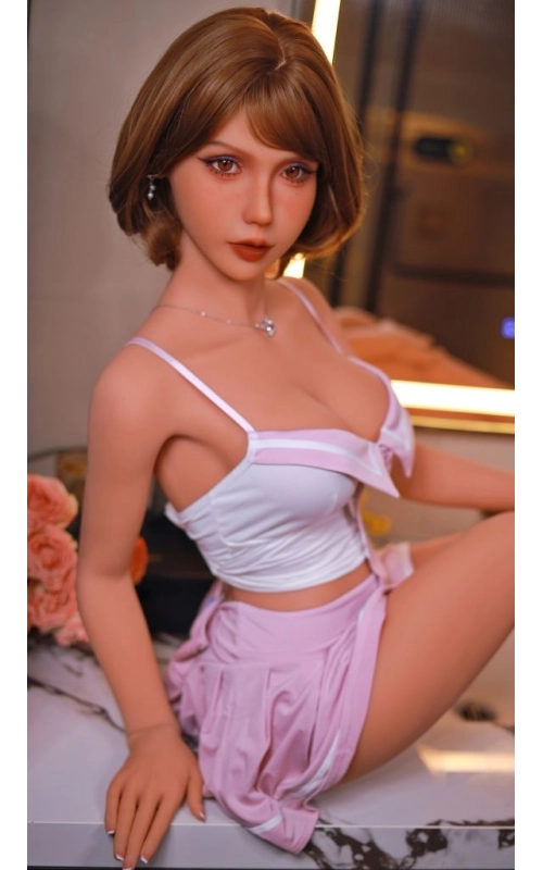 Ellara, inocente y leal • SiliconGirls
