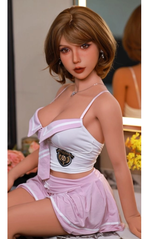 Ellara, inocente y leal • SiliconGirls
