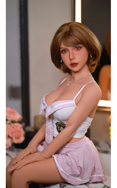 Ellara, inocente y leal • SiliconGirls