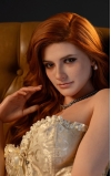 Poppy, mezcla de elegancia y sensualidad • SiliconGirls