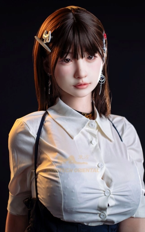 Yui, tu novia dulce y adorable • SiliconGirls