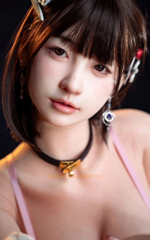 Yui, tu novia dulce y adorable • SiliconGirls