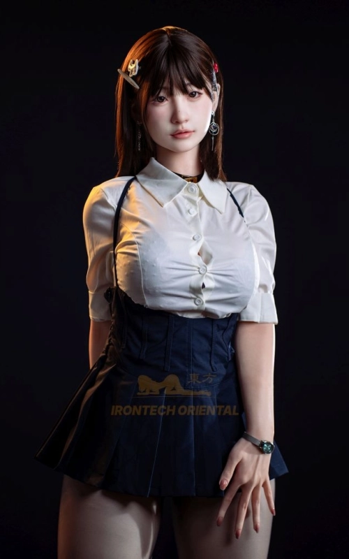 Yui, tu novia dulce y adorable • SiliconGirls