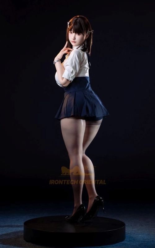 Yui, tu novia dulce y adorable • SiliconGirls