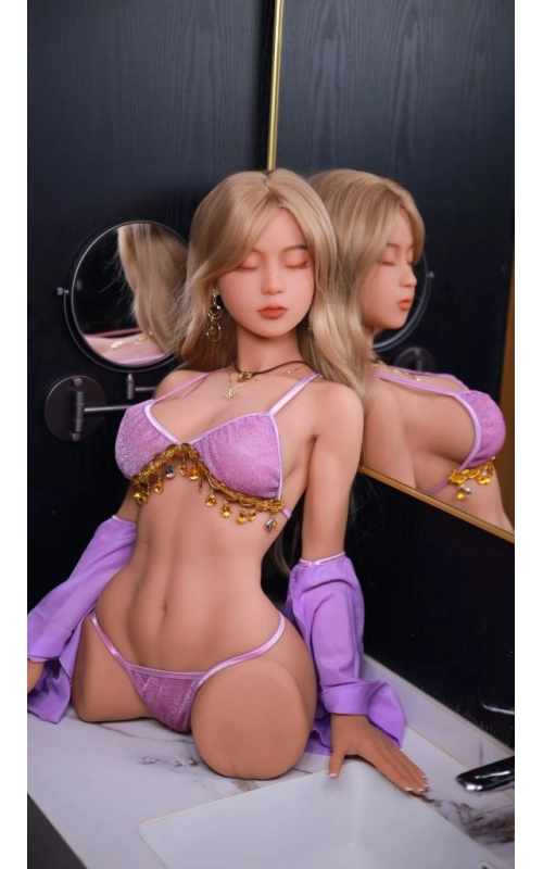Torso Nerina, uma doce bela adormecida • SiliconGirls