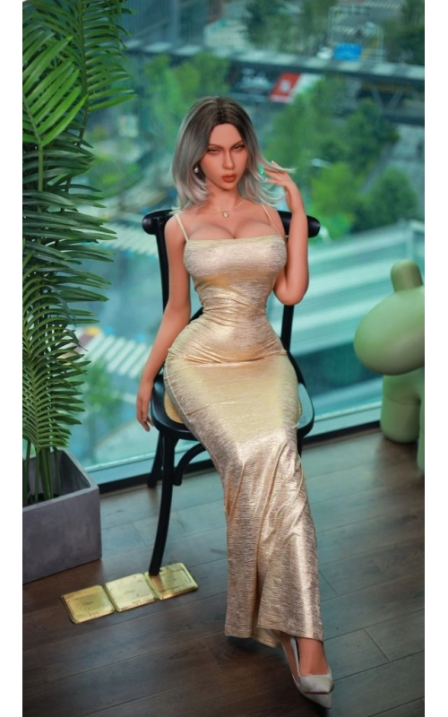 Angelica, a mais glamorosa e perigosa • SiliconGirls
