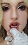 Cleopatra, reina del BDSM • SiliconGirls